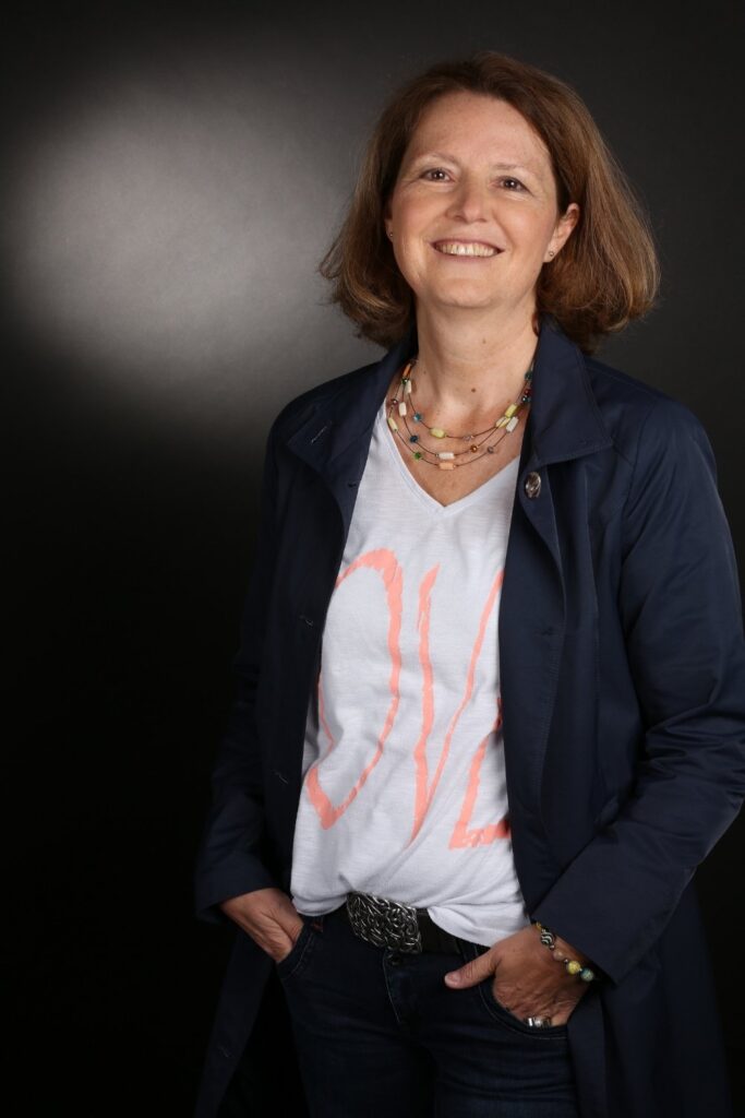 healthresulting-dozent-claudia hellinger